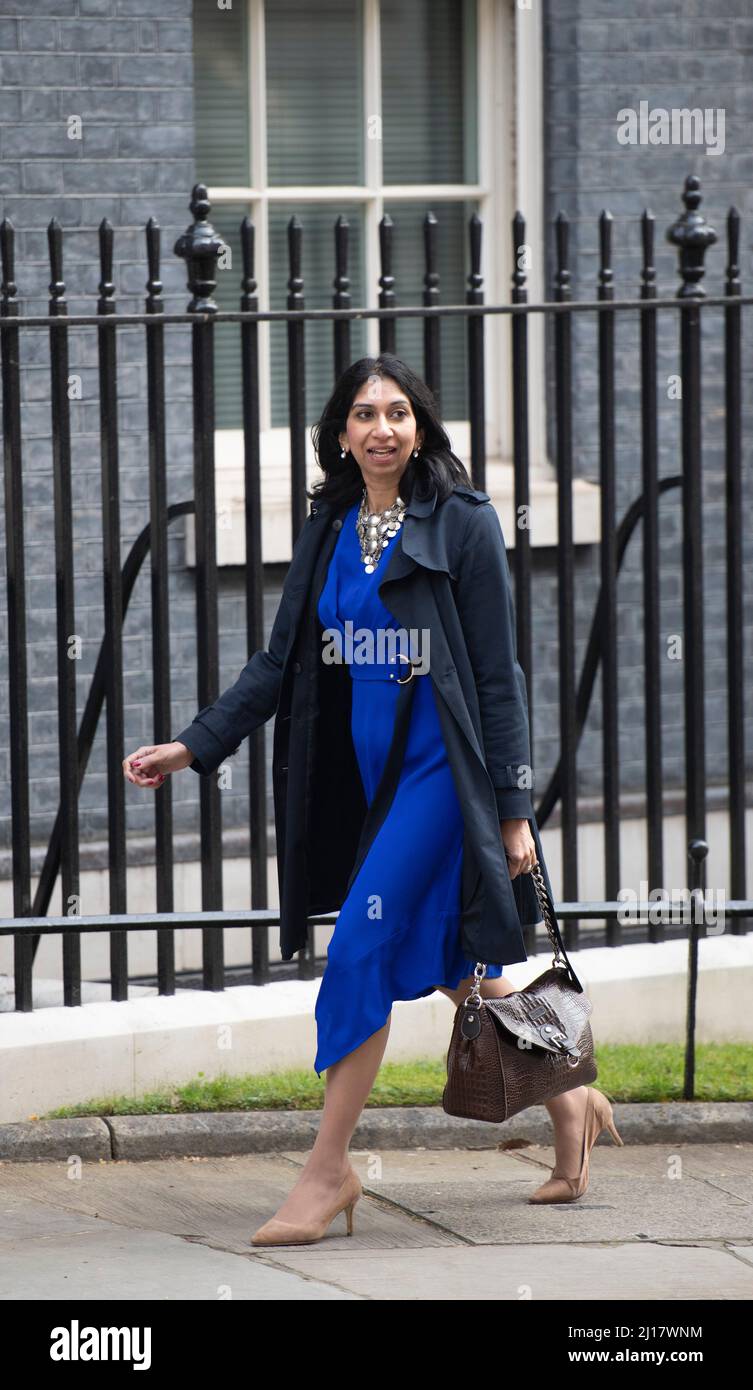Downing Street, London, UK. 23 March 2022. Suella Braverman MP, Attorney General in Downing Street for weekly cabinet meeting. Credit: Malcolm Park/Alamy Live News. Stock Photo