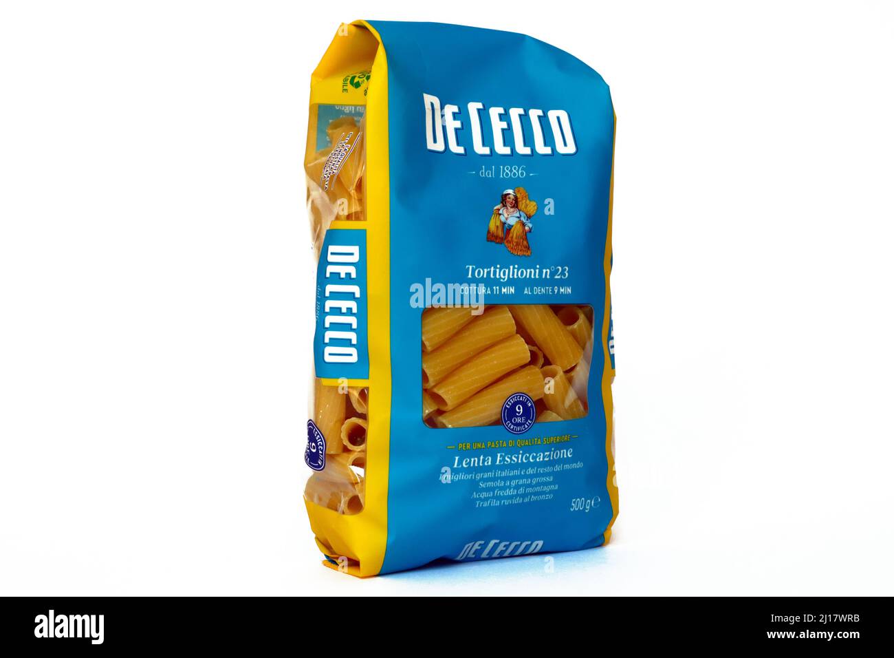 Pasta DE CECCO. Traditional Italian Food manufactured in Fara San