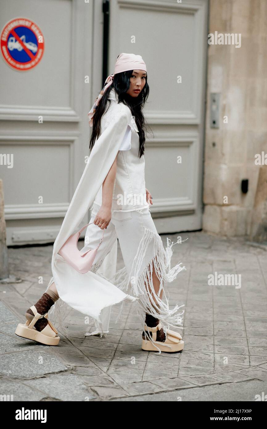 Street style, Korlan Madi arriving at Paul Smith Fall-Winter 2022-2023  presentation, held at rue des Archives, Paris, France, on March 4th, 2022.  Photo by Marie-Paola Bertrand-Hillion/ABACAPRESS.COM Stock Photo - Alamy