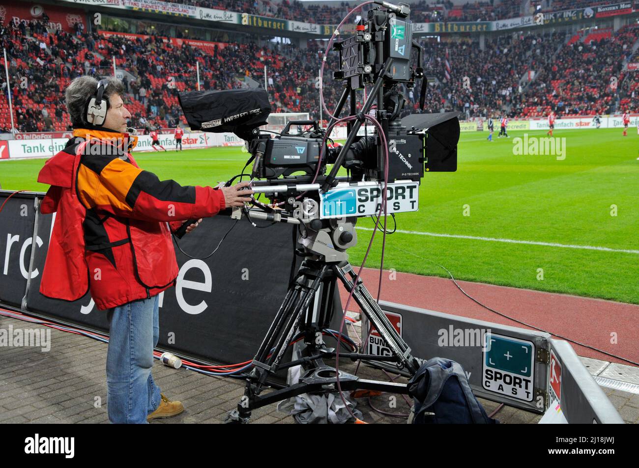 BayArena Leverkusen, Germany 14.3.2010 , Football: Bundesliga season  2009/10 matchday 27, Bayer 04 Leverkusen (B04) vs Hamburger SV — 3D TV  camera rig Stock Photo - Alamy
