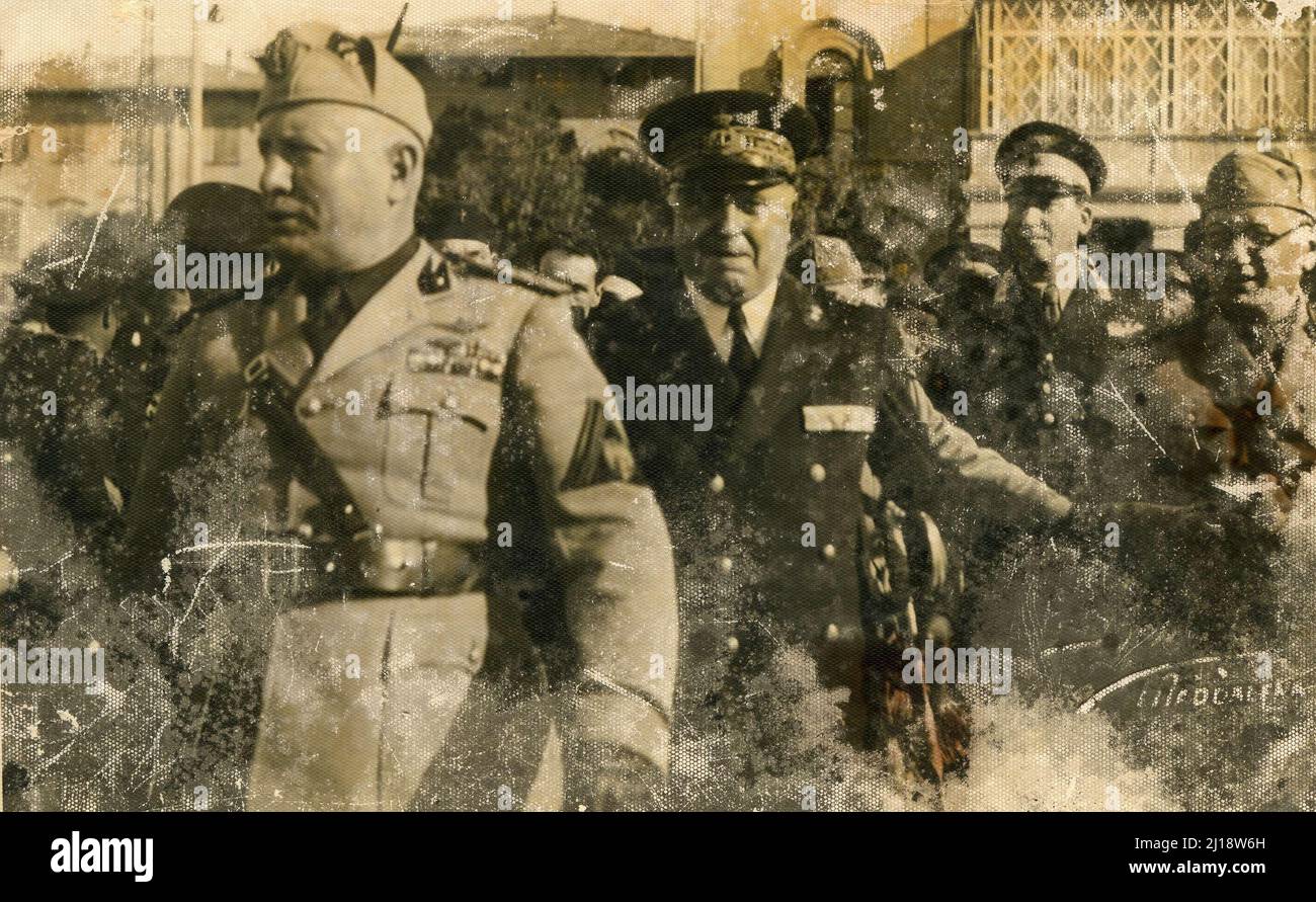 Fascismo - Duce Benito Mussolini truppe in rassegna Stock Photo