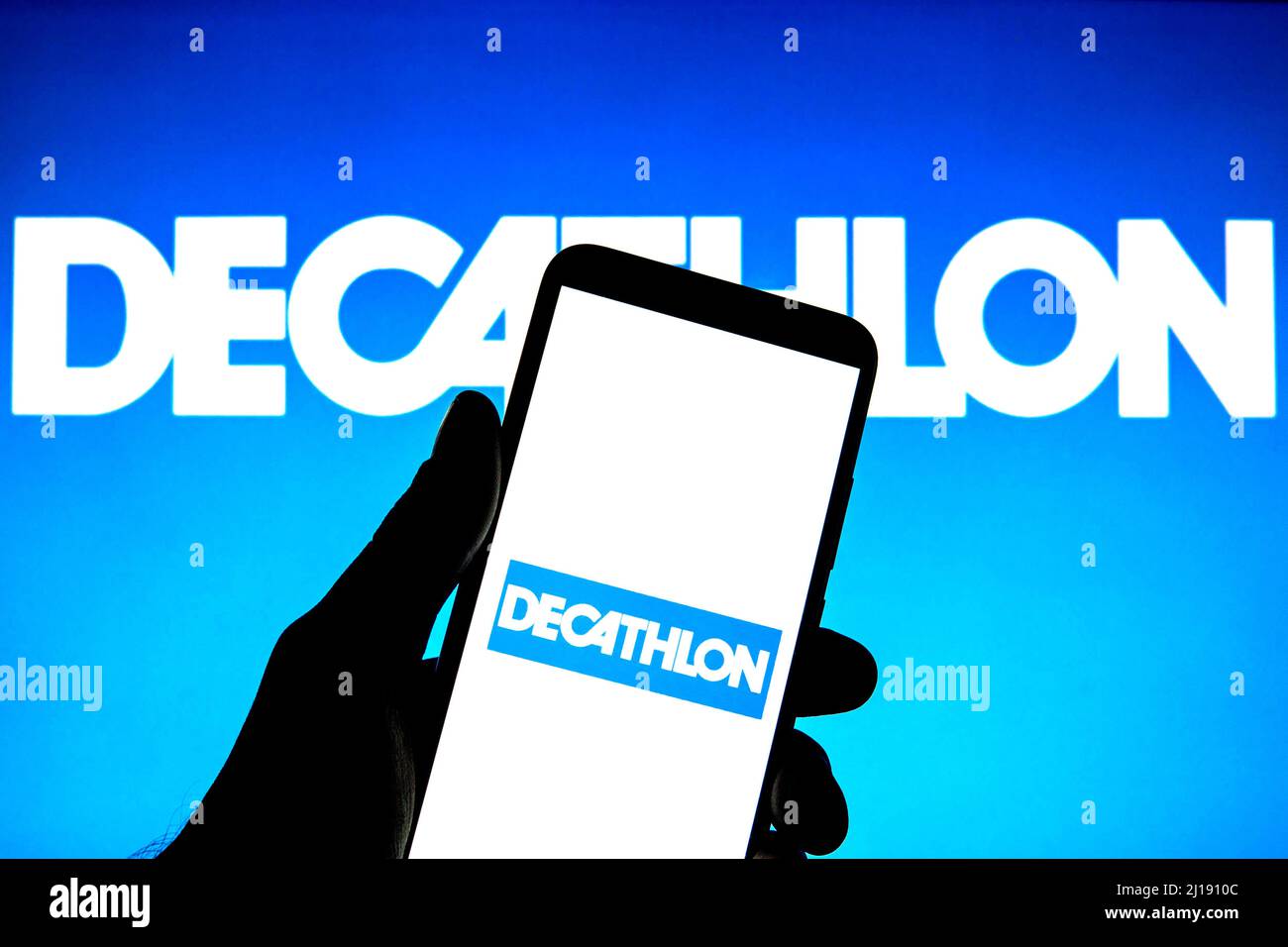 Decathlon logo hi-res stock photography and images - Alamy