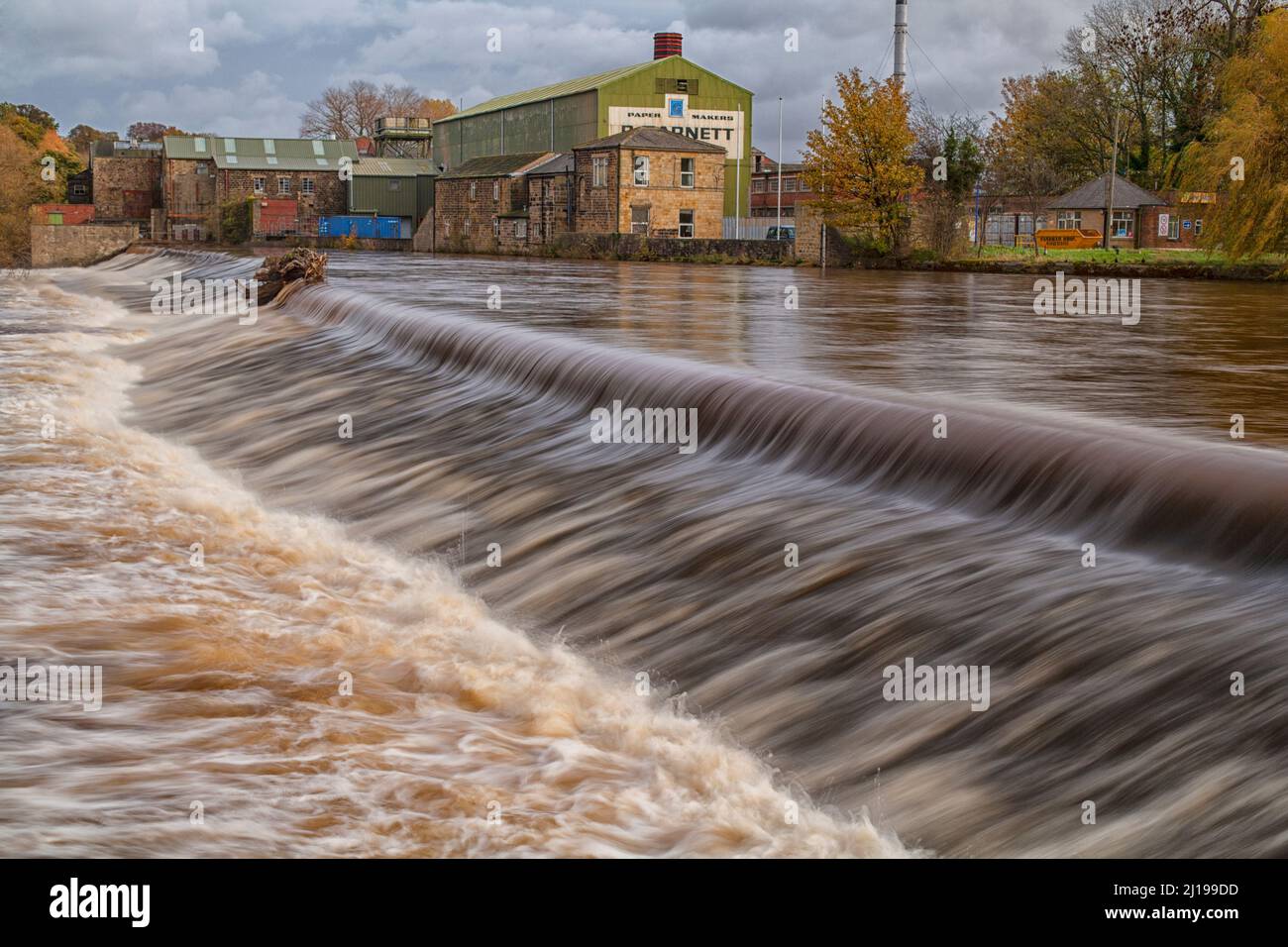 Wharfedale weir hires stock photography and images Alamy