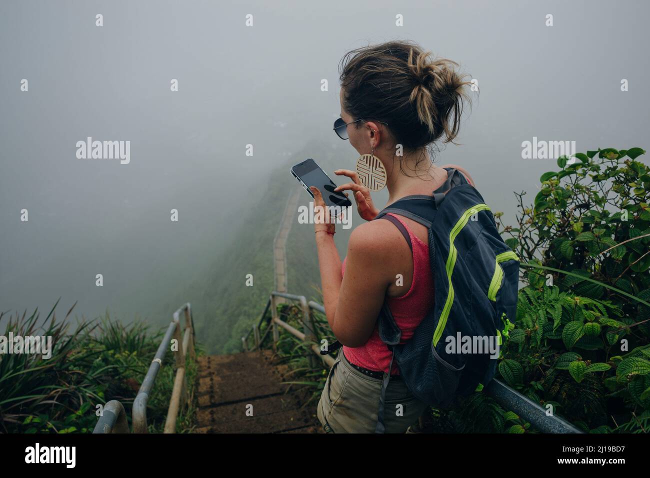 Oahu island stairway to heaven hi-res stock photography and images - Alamy