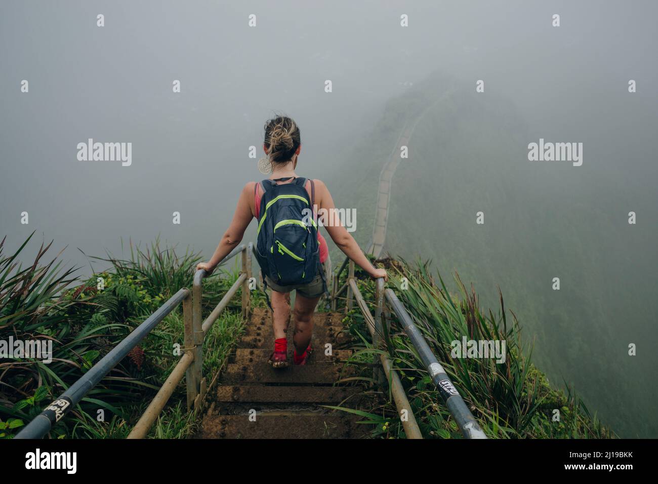 Staircase to heaven in hawaii hi-res stock photography and images - Alamy