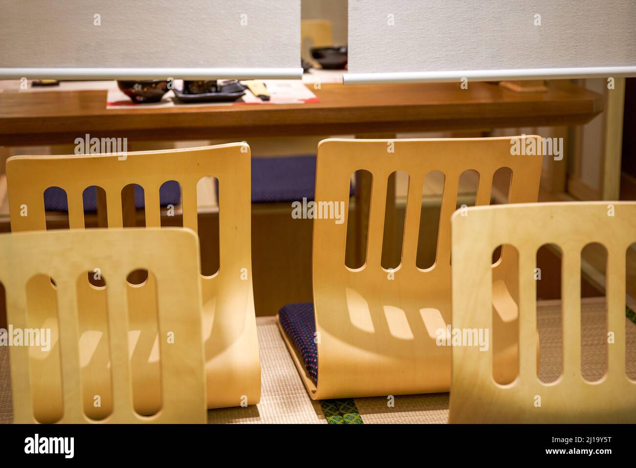 Dining environment and seating in a Japanese restaurant Stock Photo Alamy