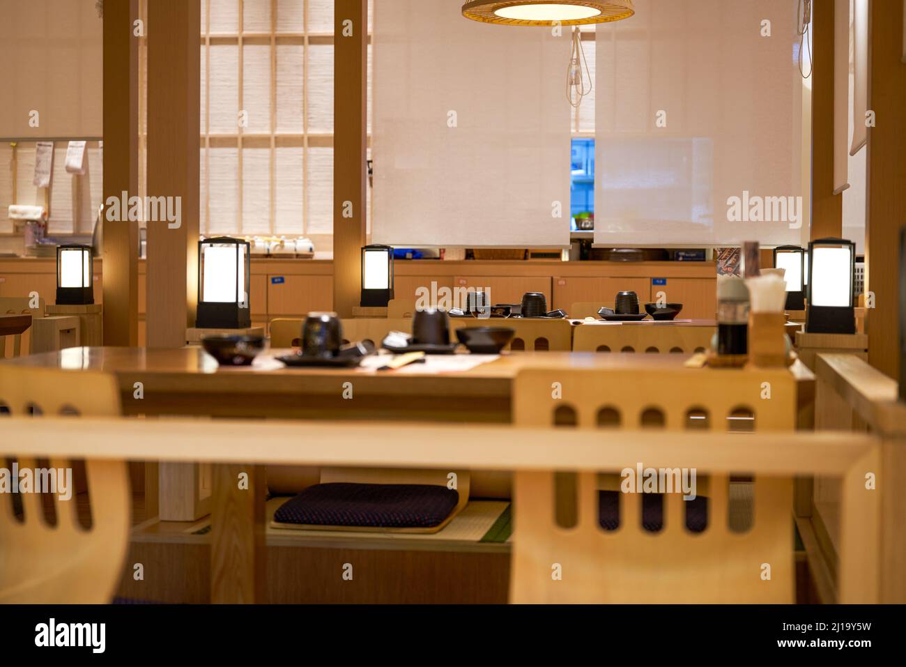 Dining environment and seating in a Japanese restaurant Stock Photo Alamy