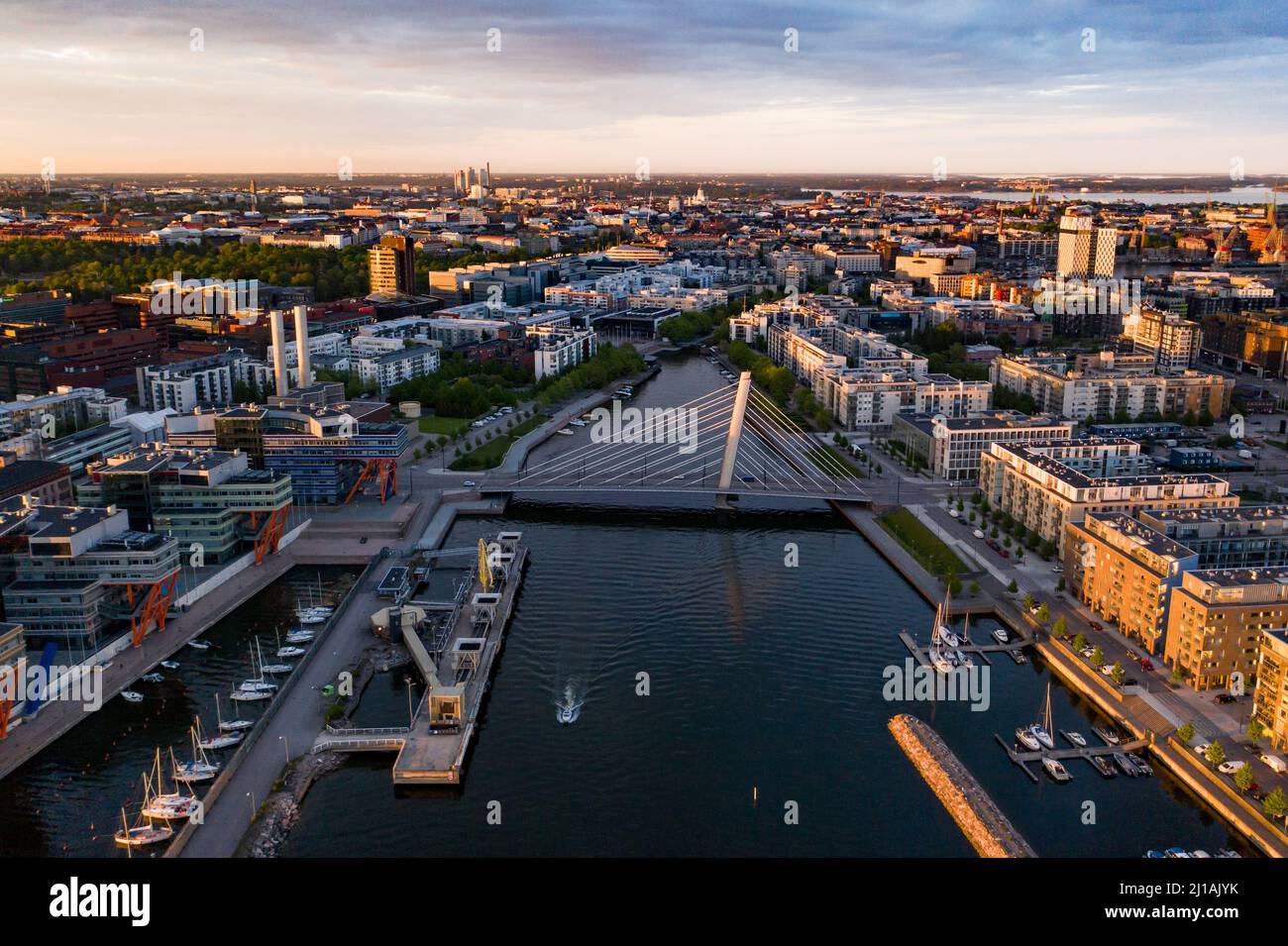 Erobring butik Ti år Aerial drone view of Ruoholahti area, summer, sunset in Helsinki city Stock  Photo - Alamy