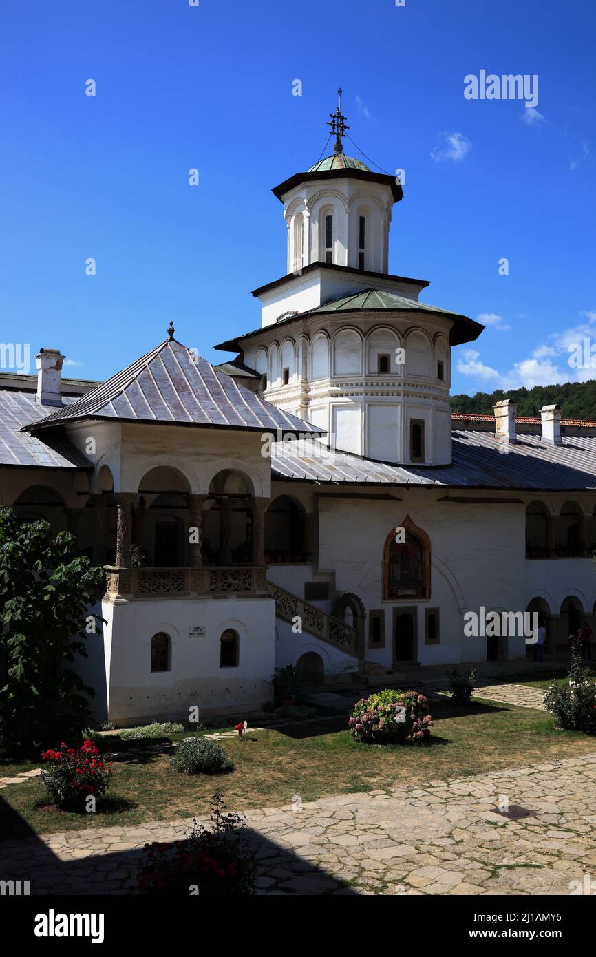 Kloster Horezu, Hurezi, steht im Westen der Walachei, Rumänien, am Fuße der Karpaten. Das Kloster wurde 1690 von dem damaligen Fürsten der Walachei Co Stock Photo