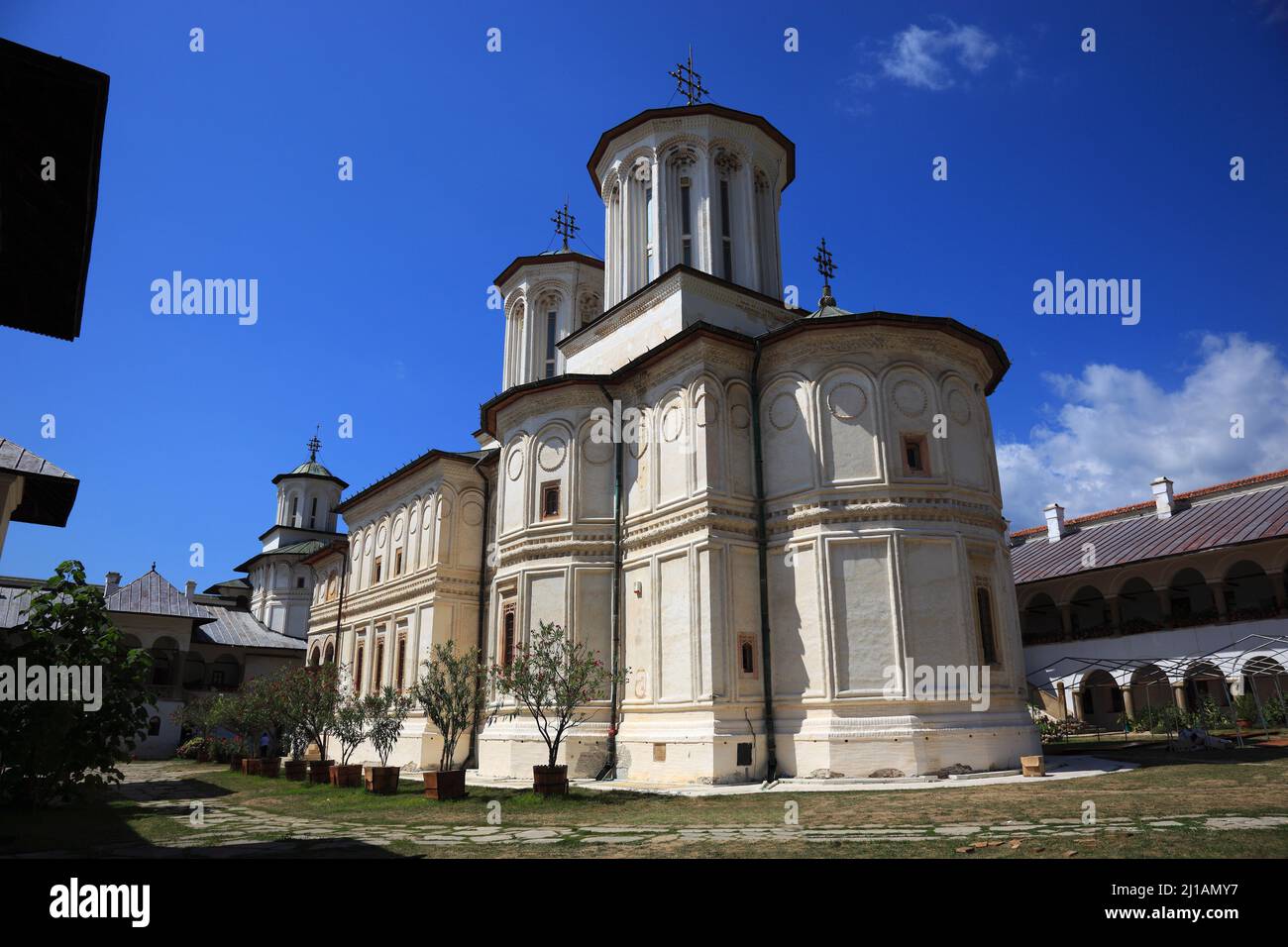 Kloster Horezu, Hurezi, steht im Westen der Walachei, Rumänien, am Fuße der Karpaten. Das Kloster wurde 1690 von dem damaligen Fürsten der Walachei Co Stock Photo