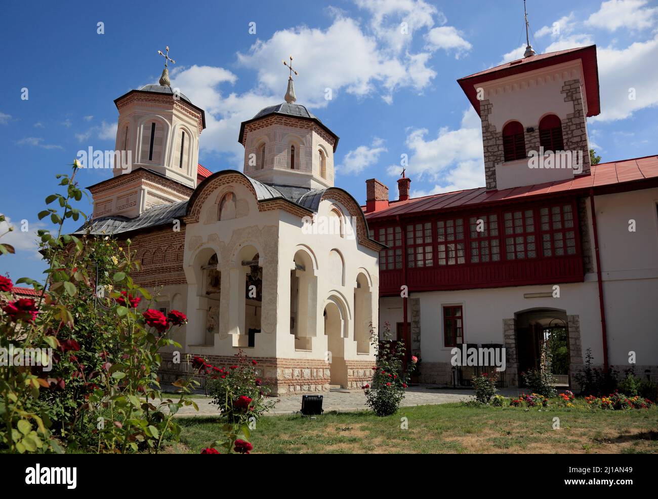 Das Kloster Arnota befindet sich im Dorf Costesti, im Kreis Valcea, an dem Ort einer ehemaligen Kirche. Es wurde von dem damaligen Herrscher Fürst Mat Stock Photo