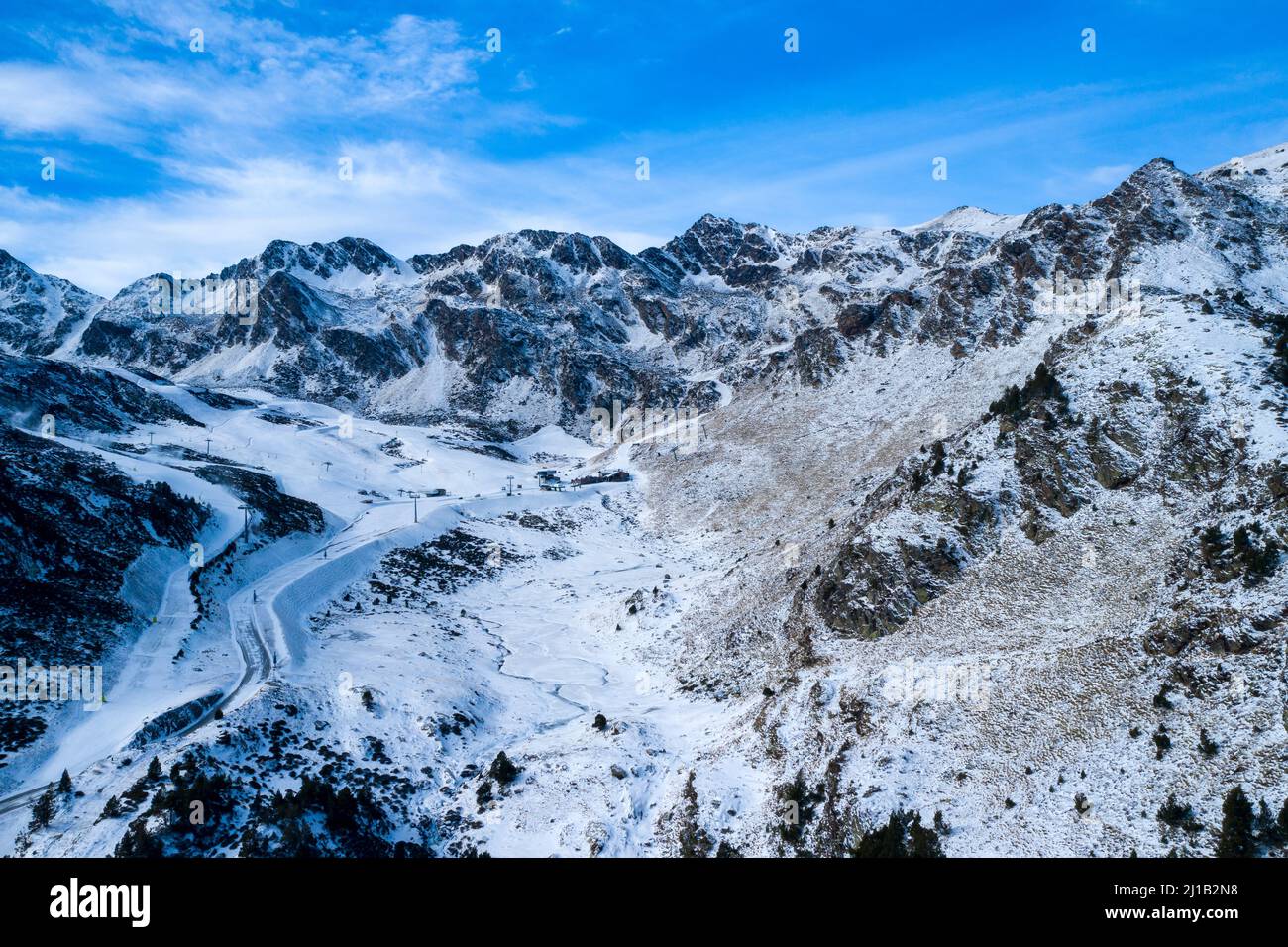Glacial valley terrain hi-res stock photography and images - Alamy