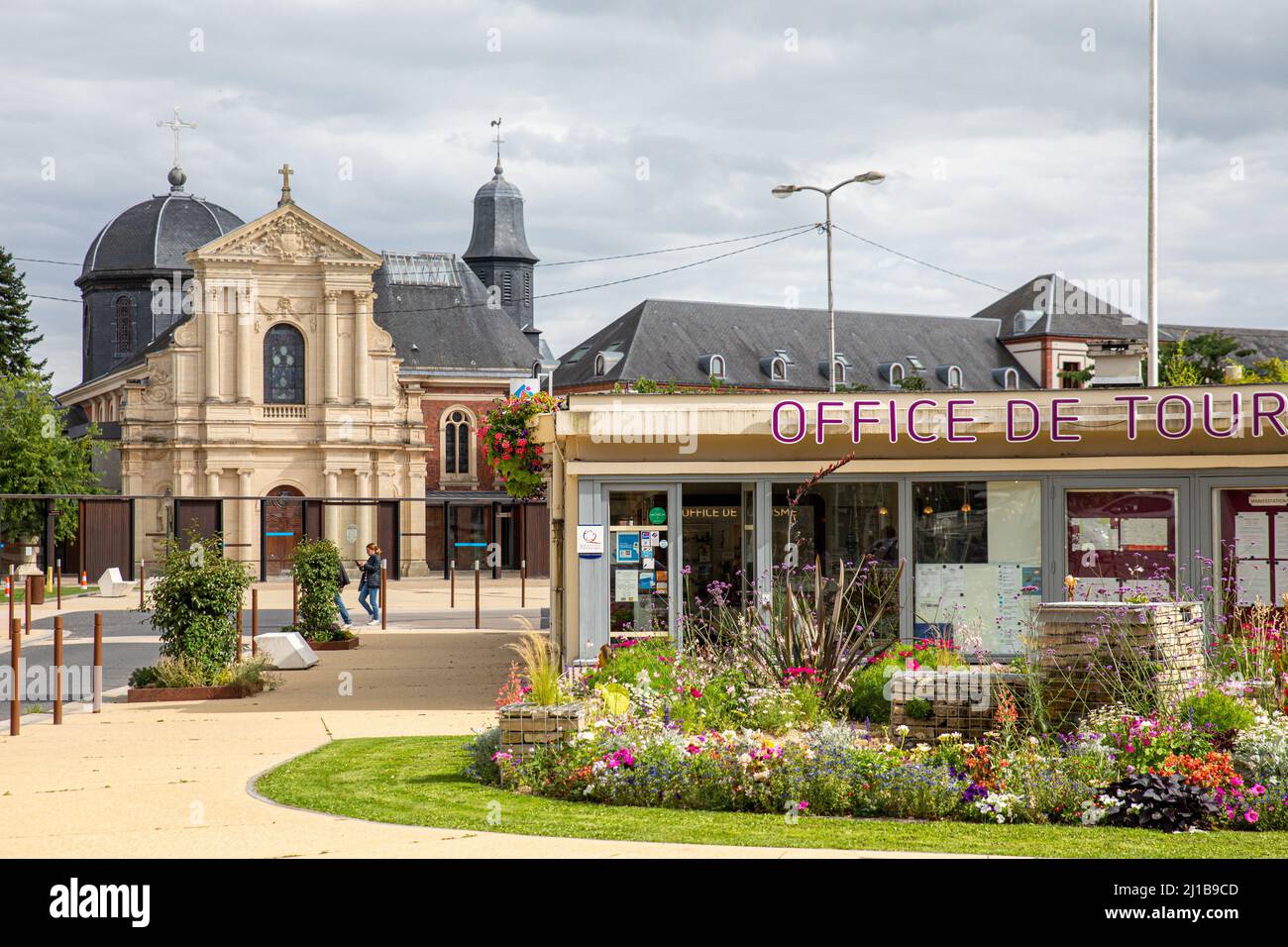 TOURIST OFFICE AND THE CARMEL CHAPEL, SHRINE AND MEMORIAL TO SAINTE THERESE, LISIEUX, CALVADOS, NORMANDY, FRANCE Stock Photo