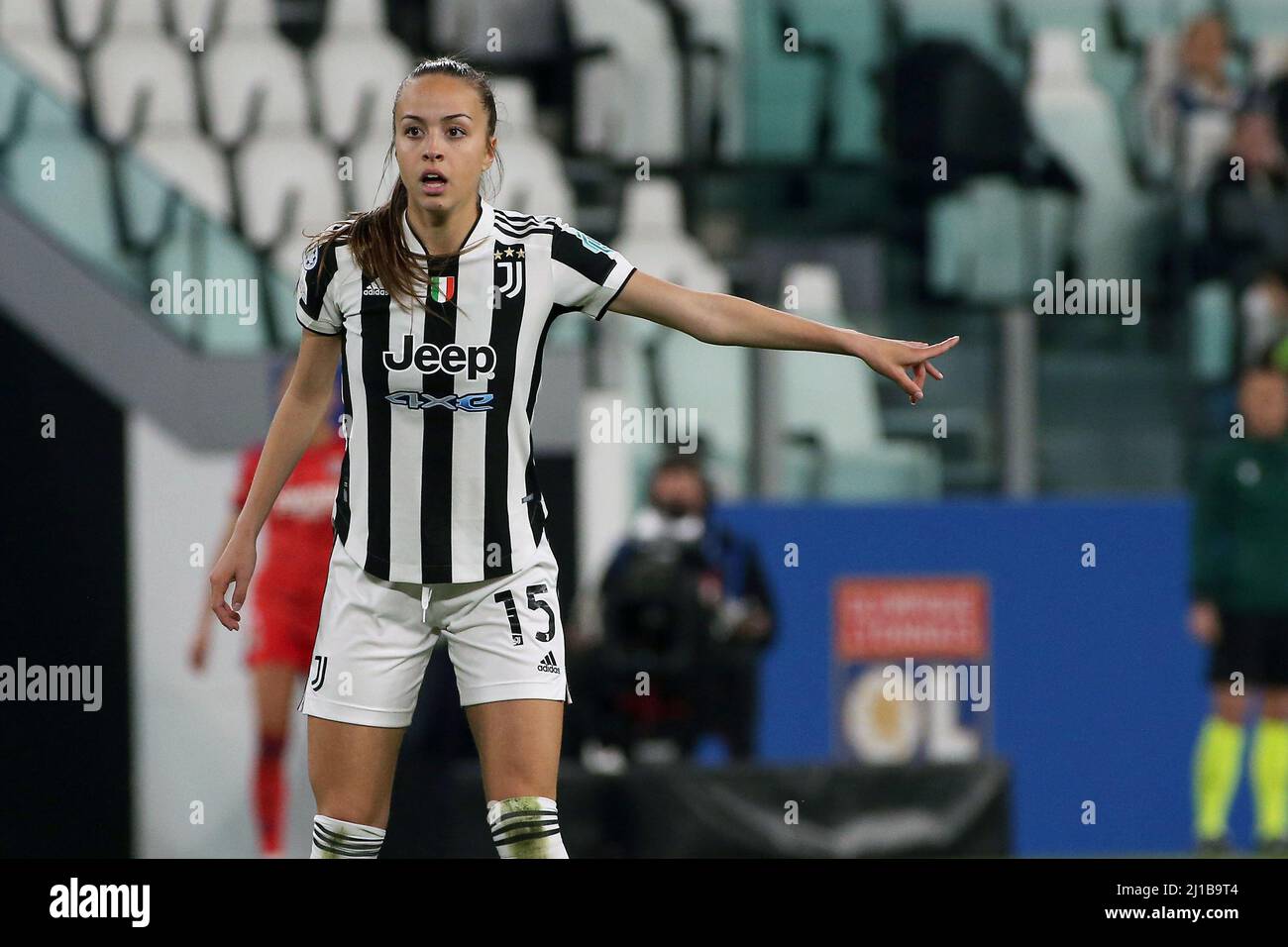 julia-grosso-juventus-women-during-the-uefa-champions-league-women-football-match-juventus-women-vs-olympique-lyonnais-on-march-23-2022-at-the-allianz-stadium-in-turin-italy-photo-by-claudio-benedettolivemediasipa-usa-2J1B9T4.jpg