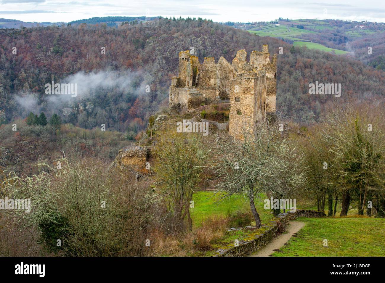 CHATEAU ROCHER, SAINT REMY DE BLOT, COMBRAILLES, (63) PUY DE DOME, AUVERGNE Stock Photo