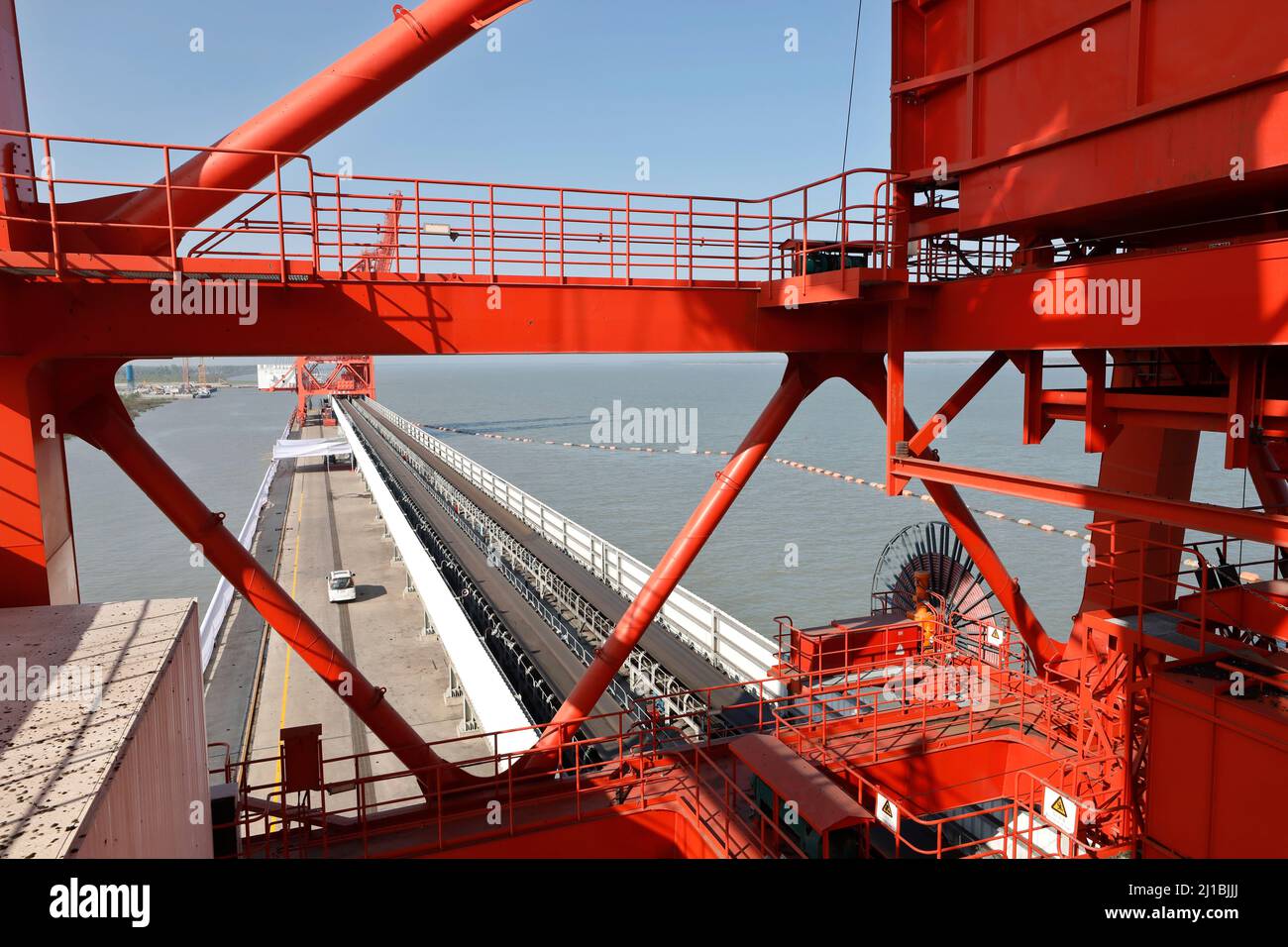 Coal plant bangladesh hires stock photography and images Alamy