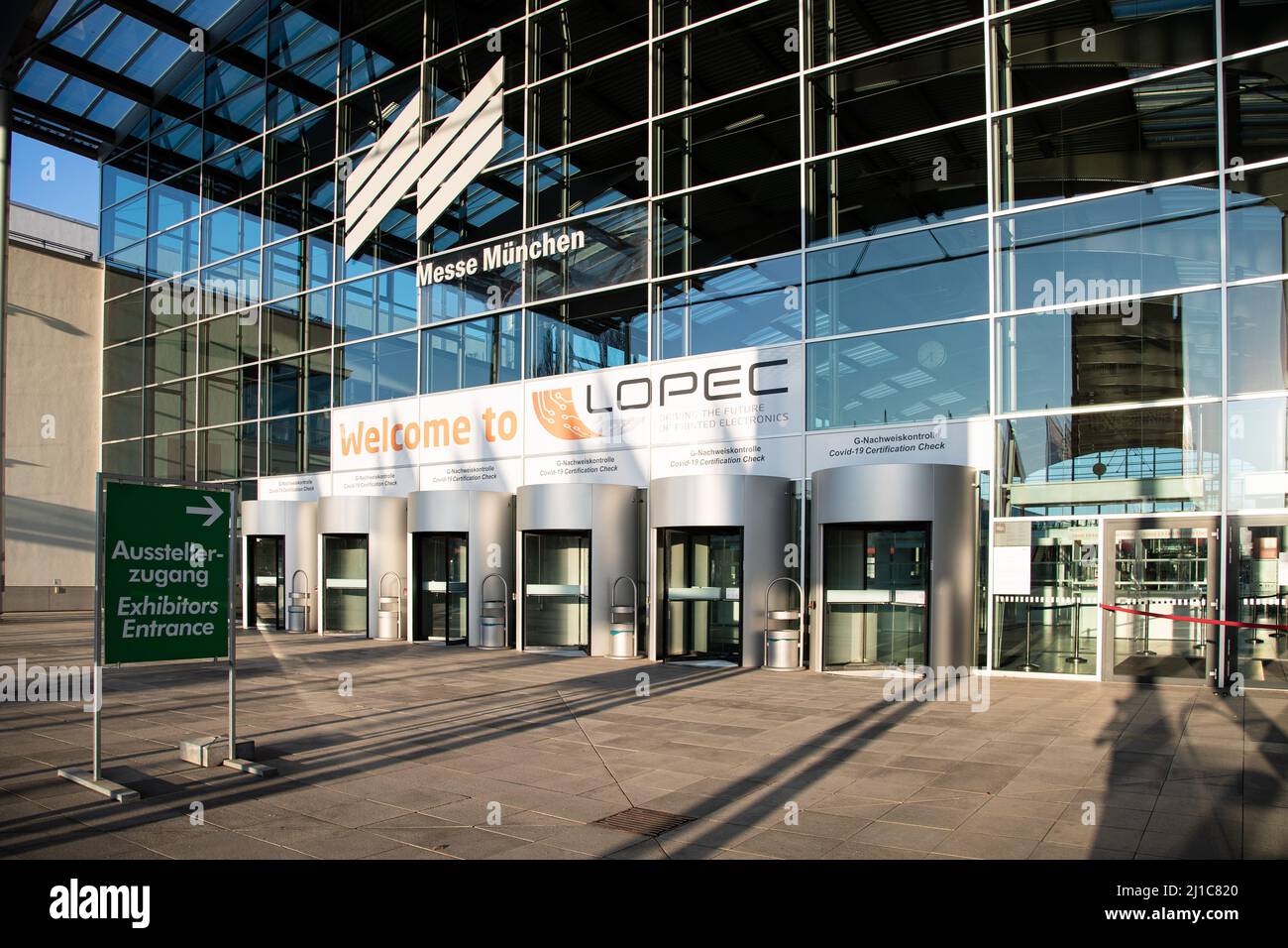 Munich, Germany. 24th Mar, 2022. Entrance of the trade fair at the Lopec trade fair on March 24, 2022 in Munich, Germany. The LOPEC is a yearly hold trade fair for organic and printed electrinics. (Photo by Alexander Pohl/Sipa USA) Credit: Sipa USA/Alamy Live News Stock Photo