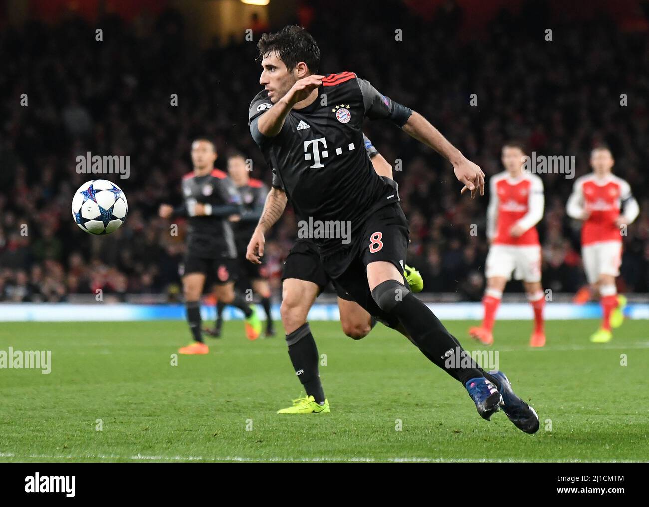 LONDON, ENGLAND - MARCH 7, 2017: Javi Martinez of Bayern pictured in action during the second leg of the UEFA Champions League Round of 16 game between Arsenal FC and Bayern Munchen at Emirates Stadium. Copyright: Cosmin Iftode/Picstaff Stock Photo