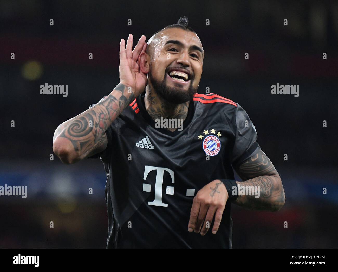 Arturo vidal 2017 hi-res stock photography and images - Page 2 - Alamy