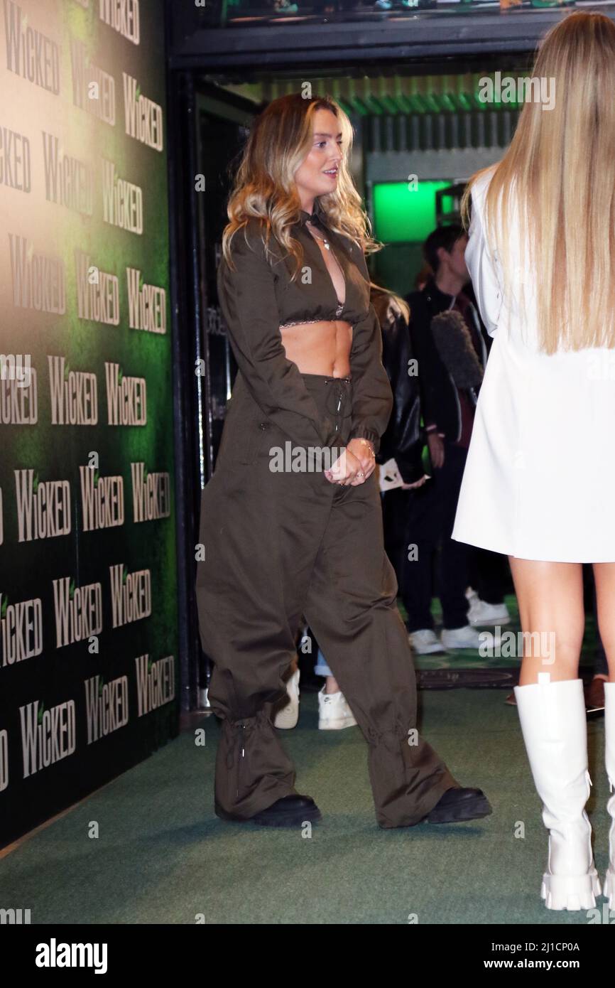 Perrie Edwards, Wicked - Media Night, Apollo Victoria Theatre, London