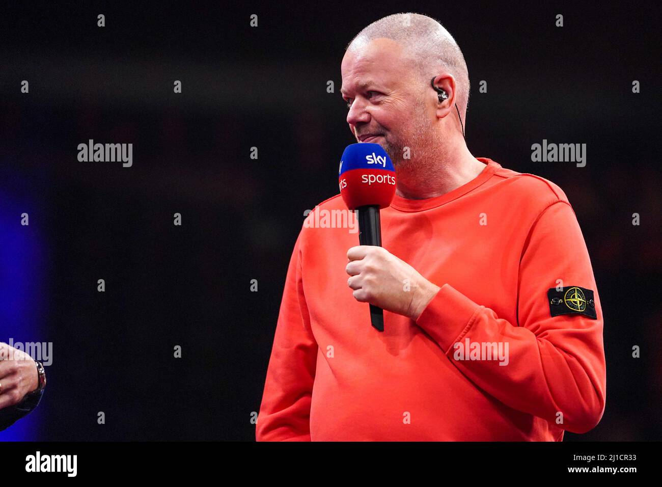 ROTTERDAM, NETHERLANDS - MARCH 24: Raymond van Barneveld during day seven  of the 2022 Cazoo Premier League at Ahoy on March 24, 2022 in Rotterdam,  Netherlands (Photo by Joris Verwijst/Orange Pictures Stock Photo - Alamy