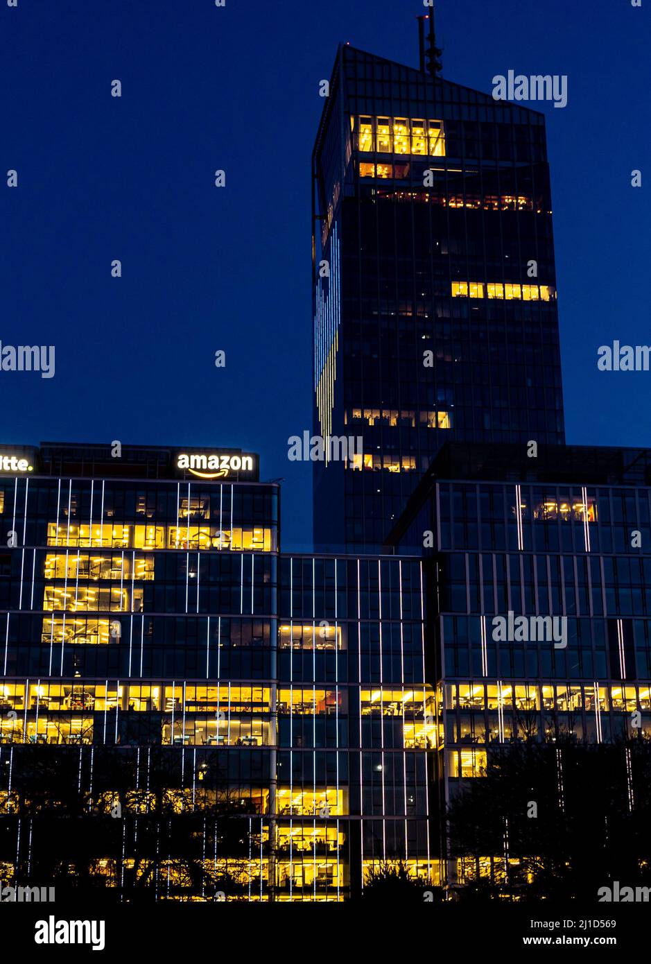 Modern architecture gdansk landmark hi-res stock photography and images -  Page 8 - Alamy