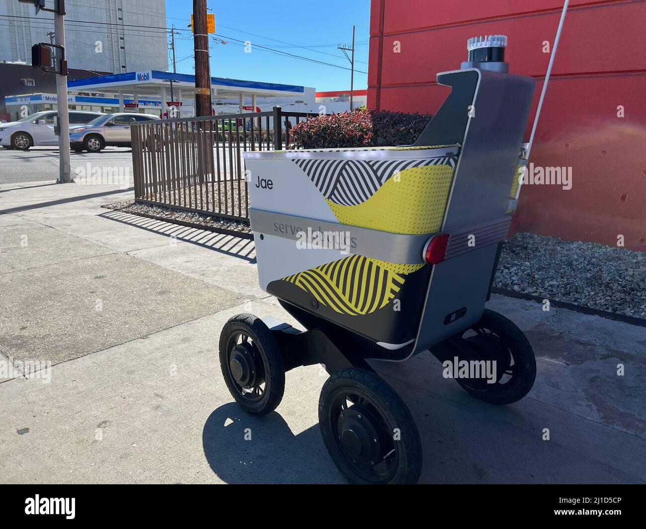 Jae Robotics Jae, an autonomous robotic delivery vehicle from Serve Robotics ...
