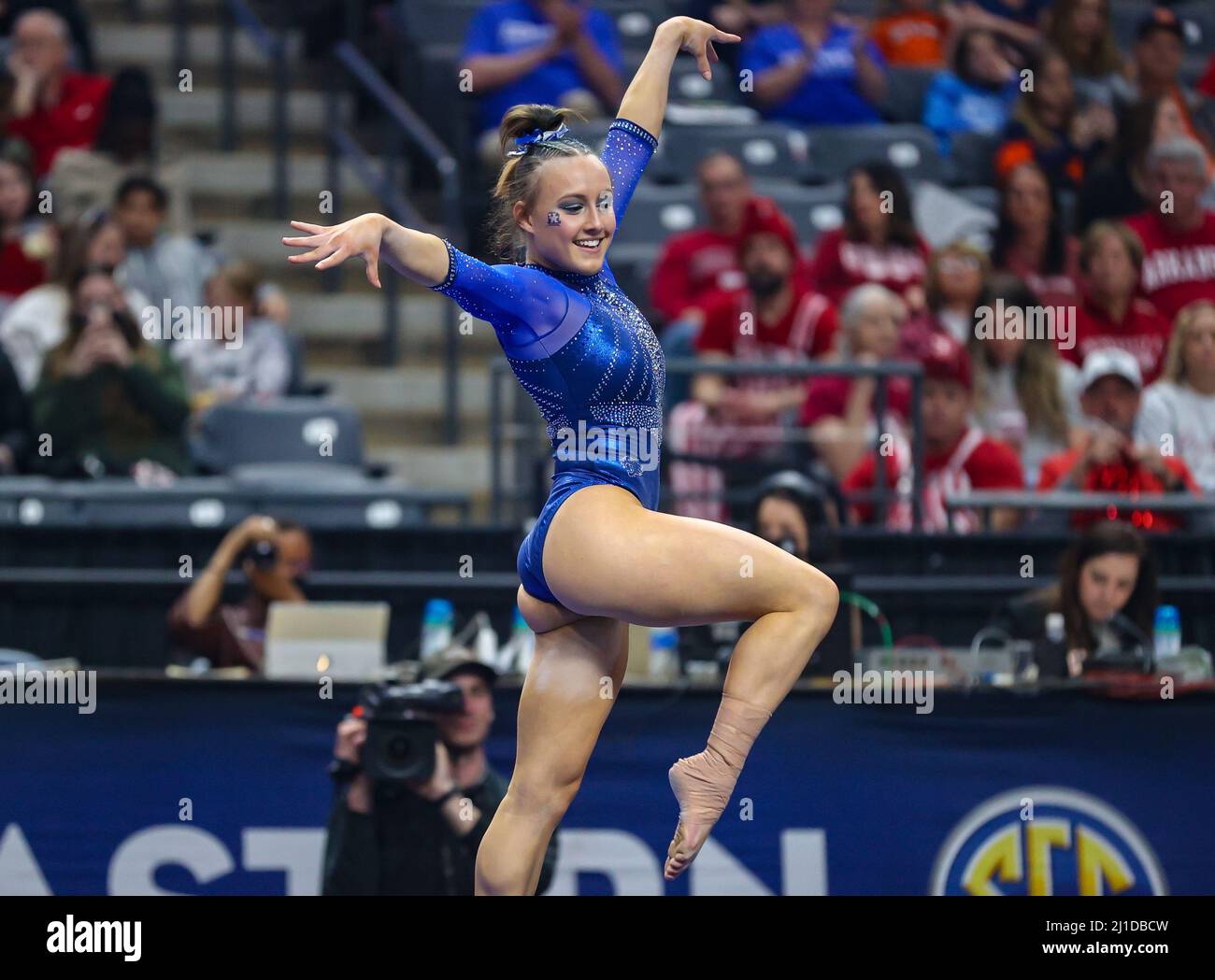 Birmingham, AL, USA. 19th Mar, 2022. Kentucky's Raena Worley performs