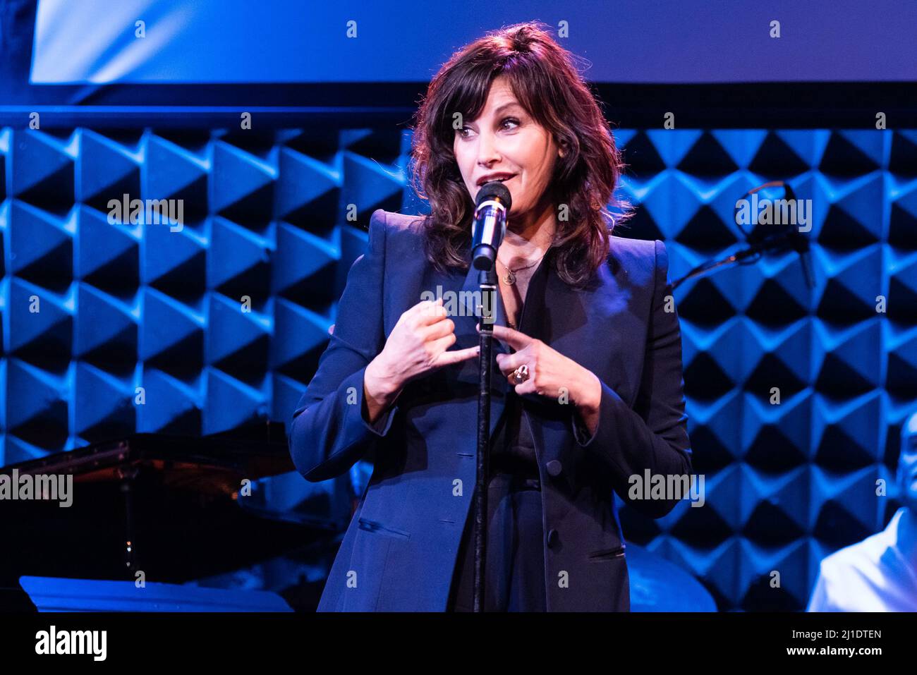 New York, USA. 24th Mar, 2022. Gina Gershon performs at the 2022 GMHC