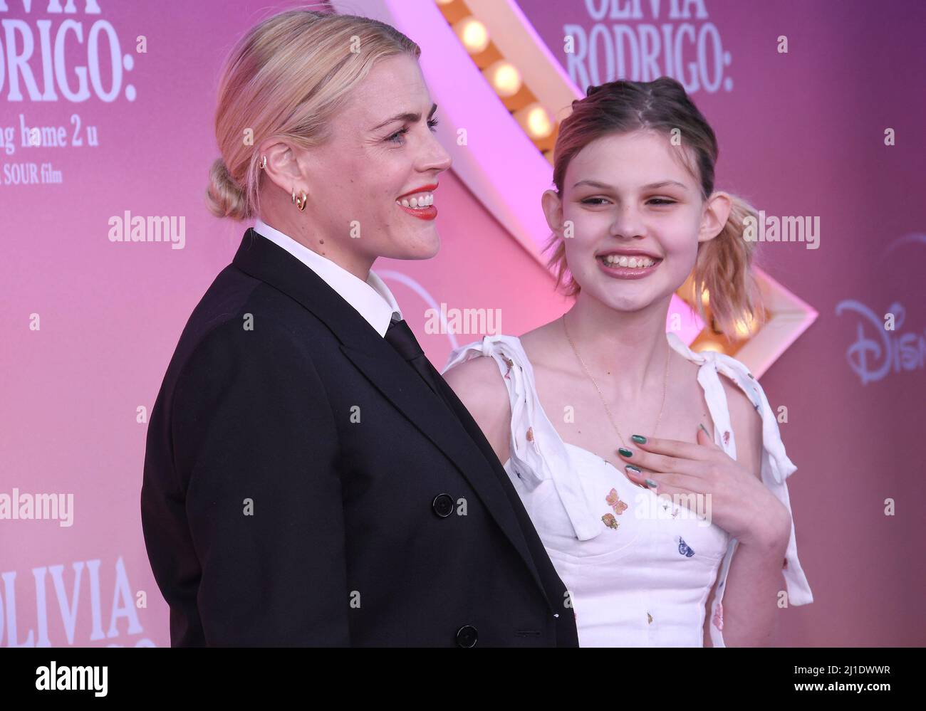 Los Angeles, USA. 24th Mar, 2022. (LR) Busy Philipps and Birdie