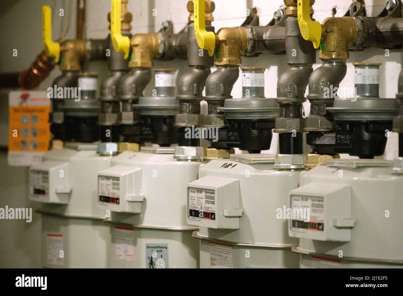 Gas meter germany hires stock photography and images Alamy