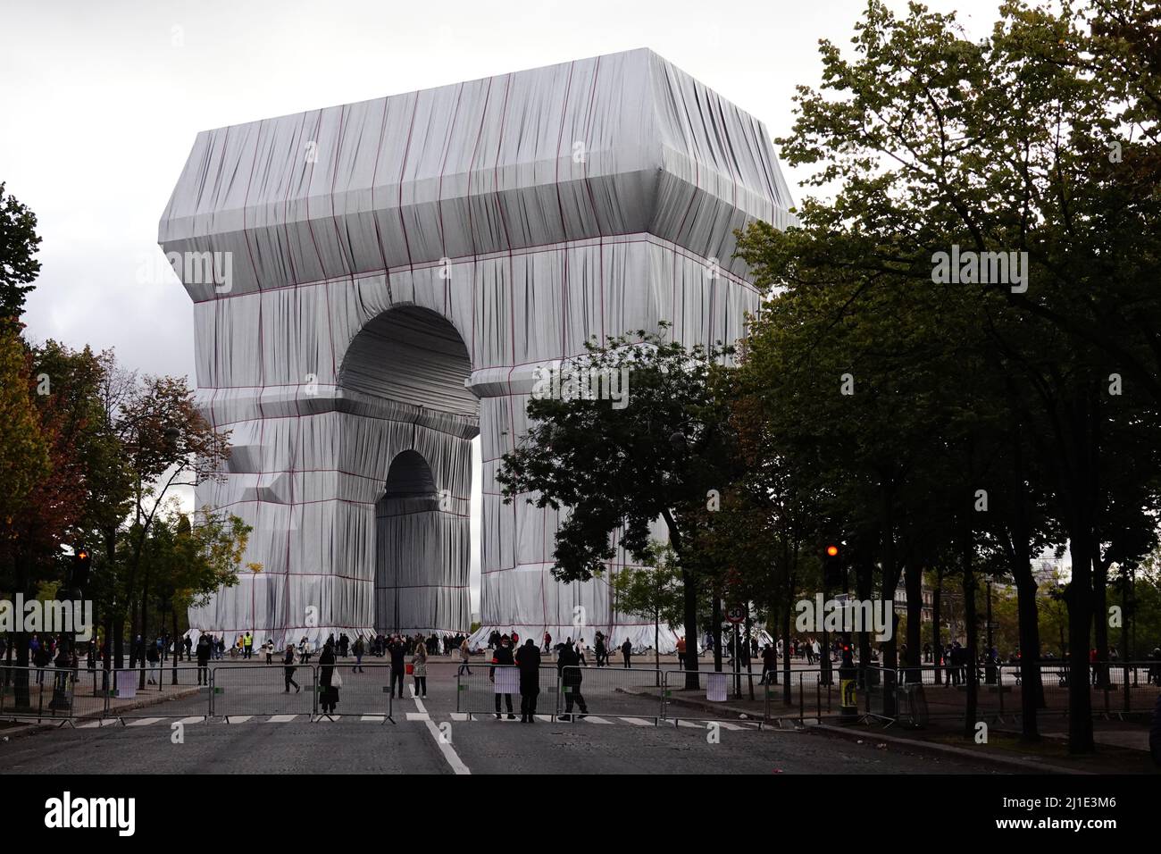 02.10.2021, France, , Paris - the covered Arc de Triomphe. The idea born in 1962 by the artists Christo and Jeanne-Claude has now been realized posthu Stock Photo