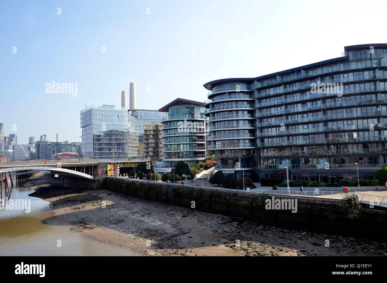 The Chelsea Bridge Wharf development in Battersea, South London Stock Photo
