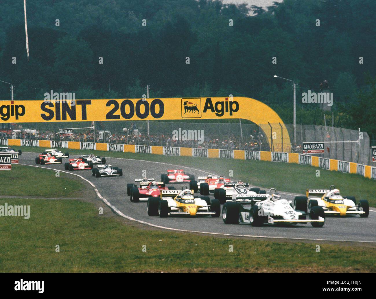 Carlos Reutemann (ARG) Williams FW07 Ford Cosworth 3rd position lead the group at start Stock Photo