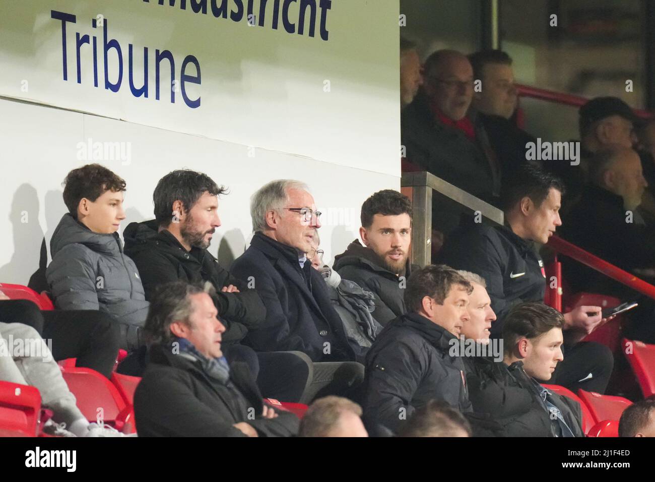 Netherlands mark van bommel in hi-res stock photography and images - Alamy