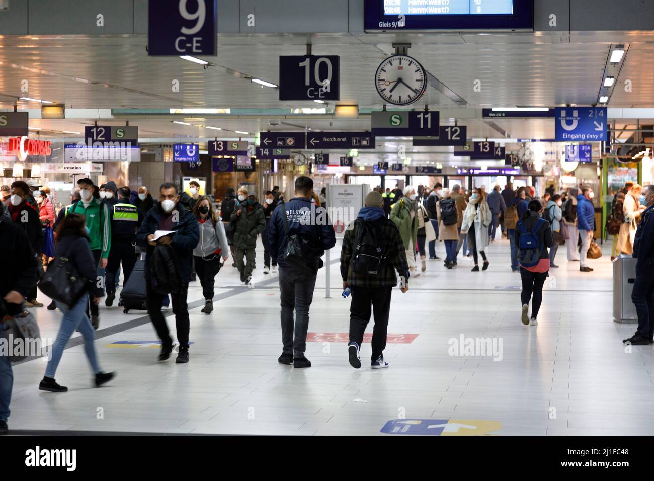 German rail terminal hi-res stock photography and images - Alamy