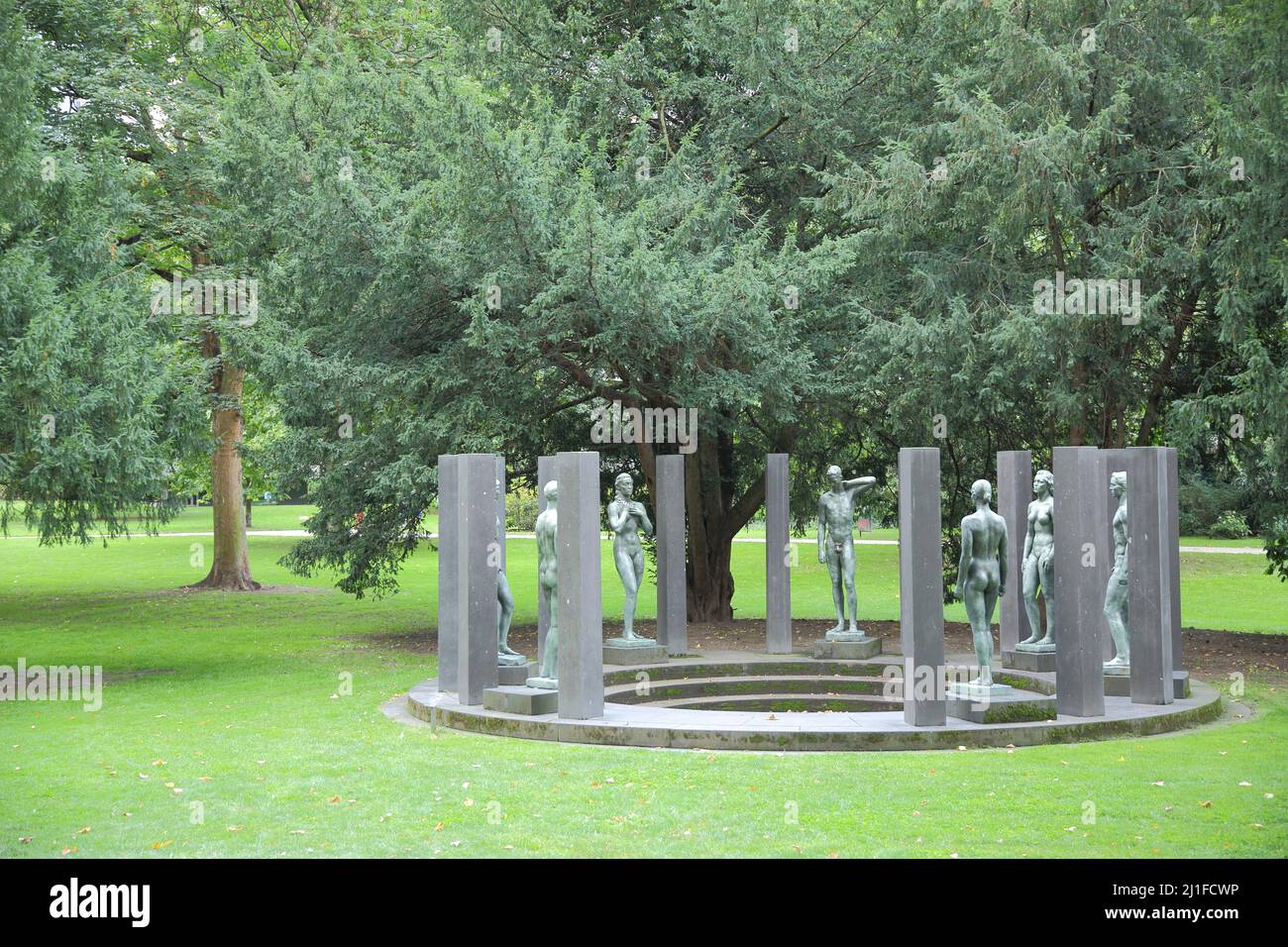 Sculpture Ring of Statues, Georg Kolbe,1954, in Rothschildpark, Frankfurt, Hesse, Germany Stock Photo