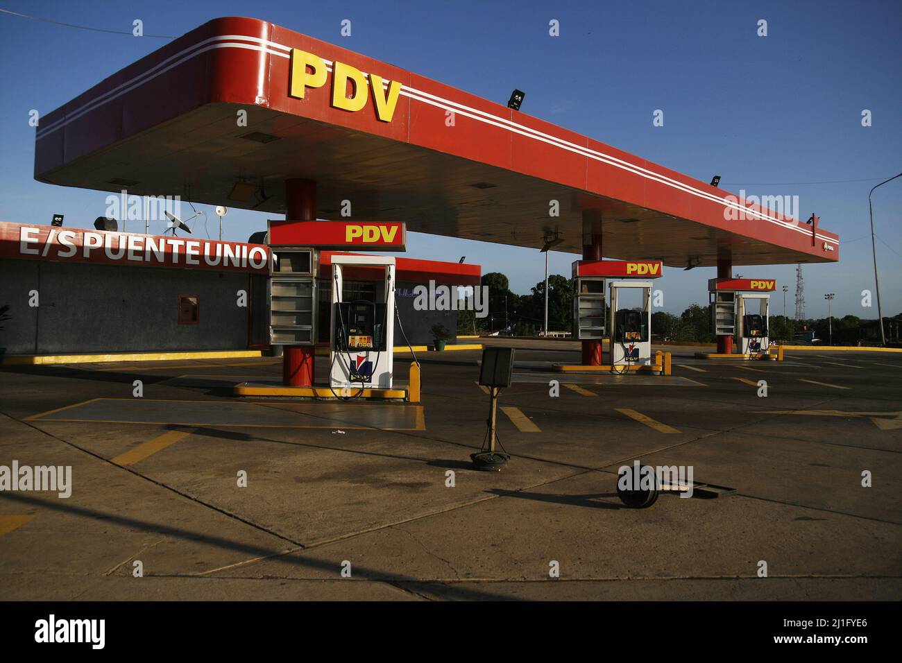 Deserted service stations today, Thursday, March 24, 2022, in the city of Maracaibo, Venezuela. Only 10% of the 216 gas stations in the entity receive Stock Photo
