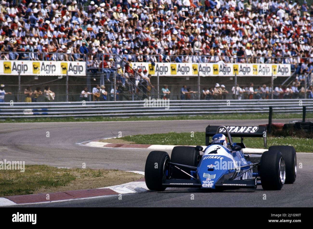 Raul Boesel (BRA) Ligier JS21 Ford Cosworth Stock Photo - Alamy
