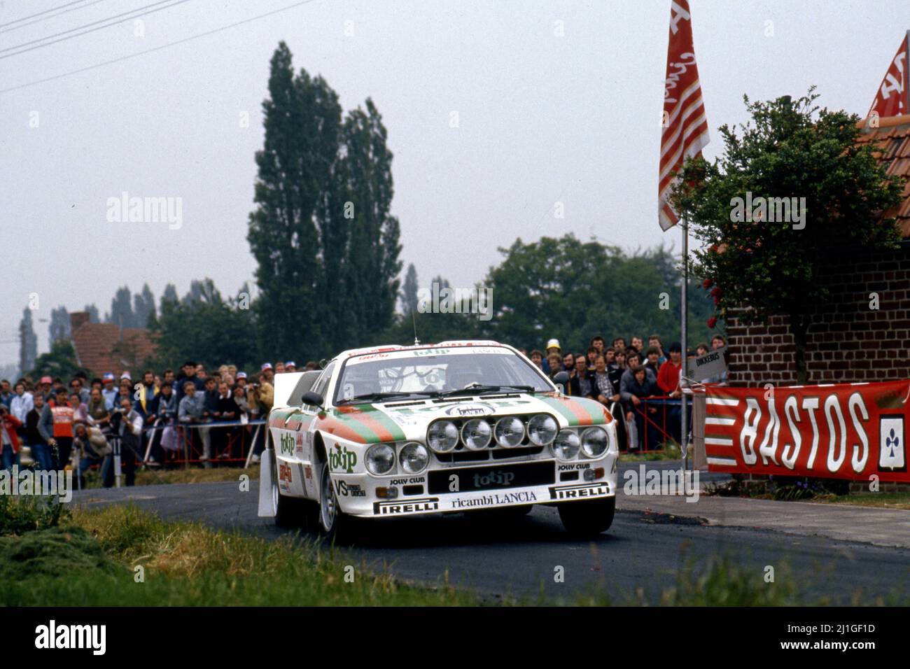 Antonella Mandelli (ITA) Tiziana Borghi (ITA) Lancia Rally 037 GrB ...