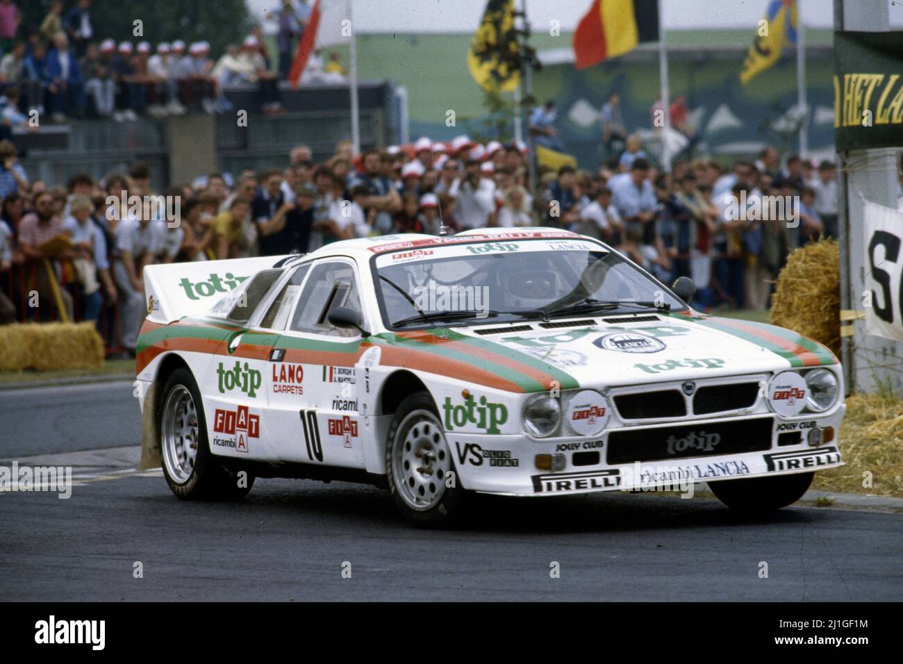 Antonella Mandelli (ITA) Tiziana Borghi (ITA) Lancia Rally 037 GrB ...