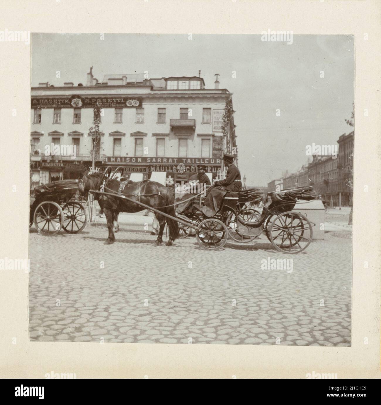 vintage-photo-of-russian-droshky-hi-res-stock-photography-and-images
