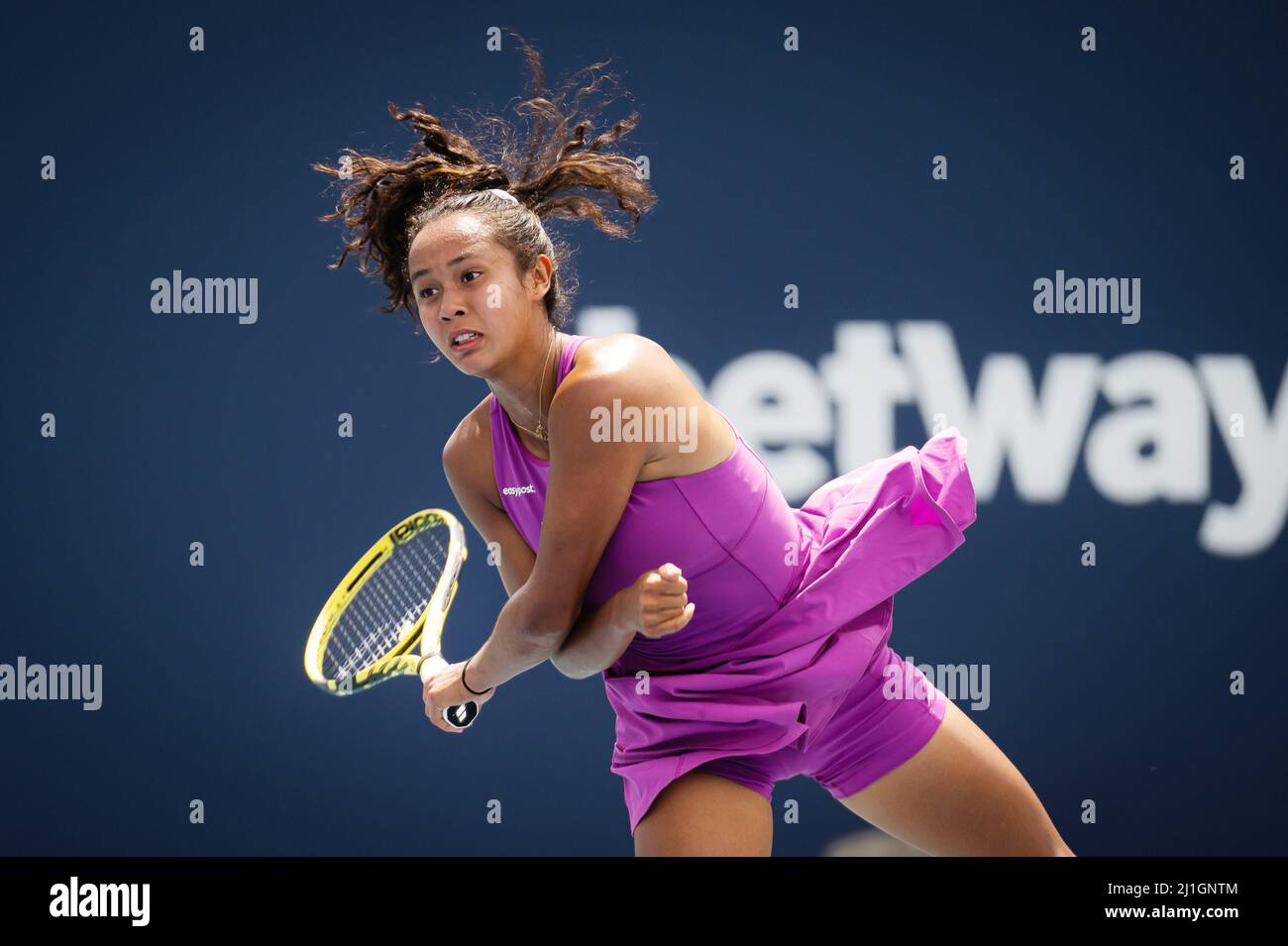 Leylah Fernandez of Canada in action against Karolina Muchova of the