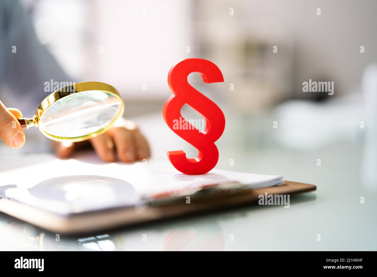 Paragraph Icon Or Sign. Legal Arbitration And Litigation Stock Photo