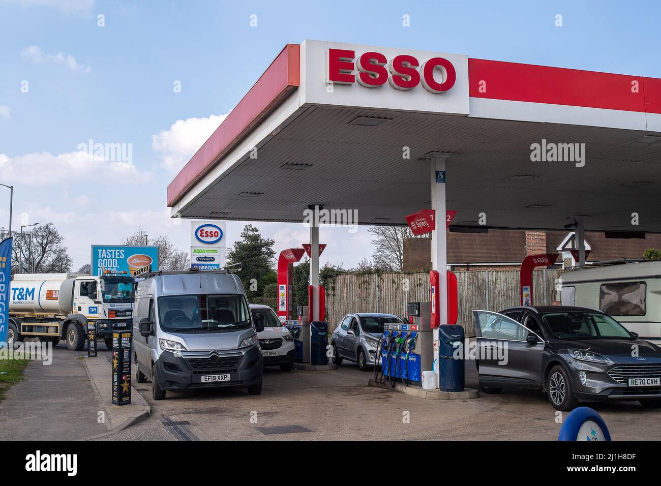 Denham, Buckinghamshire, UK. 25th March, 2022. An Esso petrol station