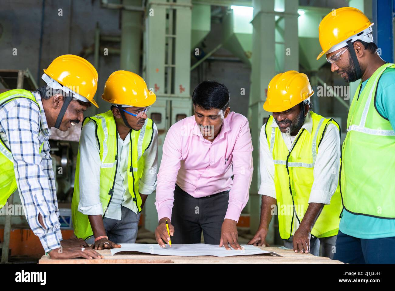 Industrial group job briefing hires stock photography and images Alamy