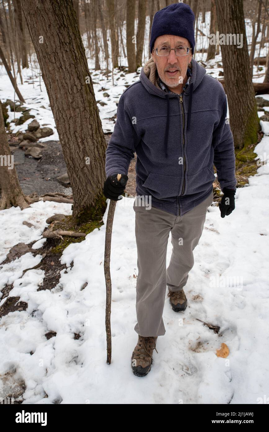 Man woman walking stick senior hi-res stock photography and images - Alamy