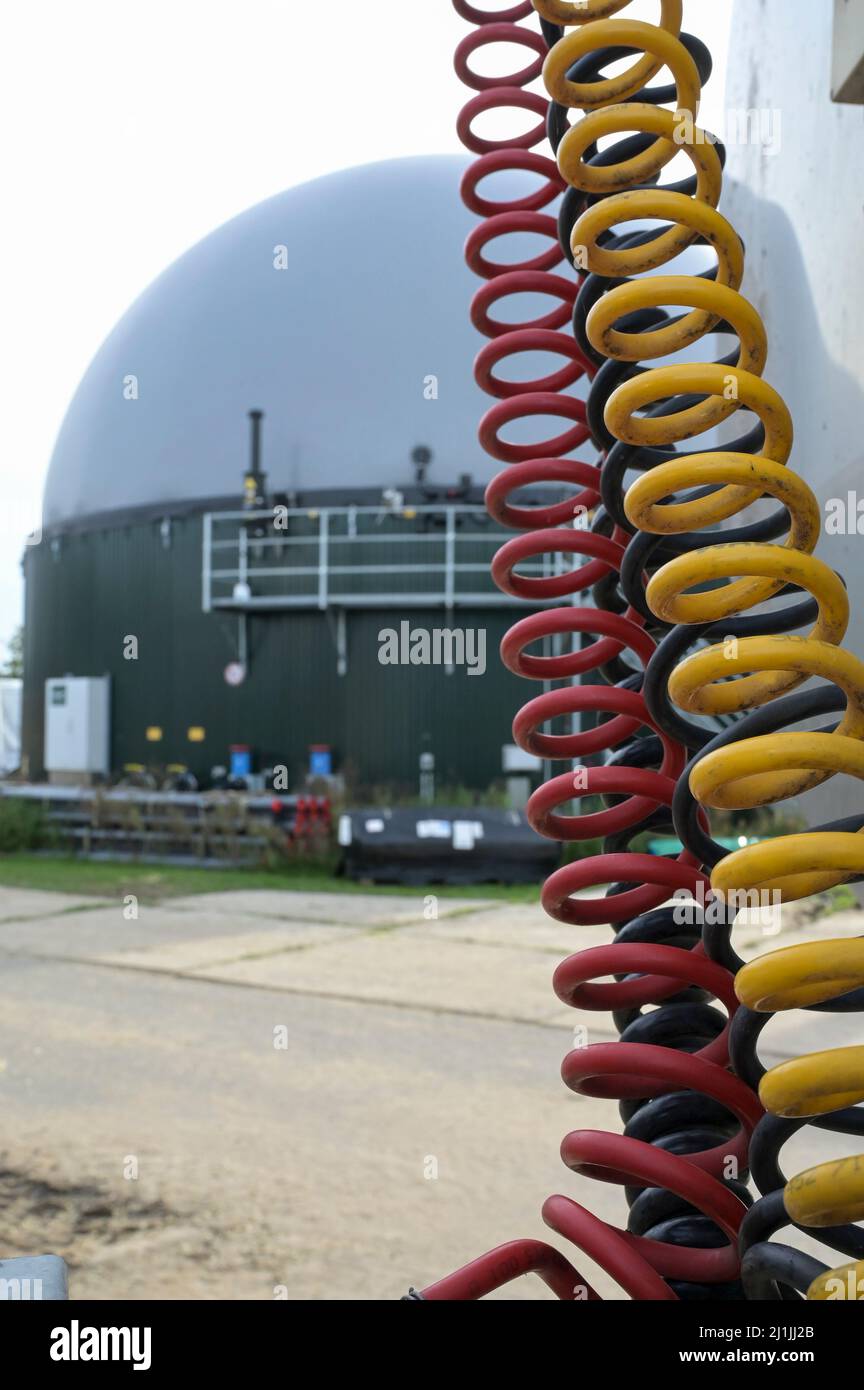 Germany, Biogas plant and gas tank / DEUTSCHLAND, Damnatz im Wendland, Biogasanlage mit PlanET Gasspeicher, Erzeugung von Biogas und Biomethan Stock Photo