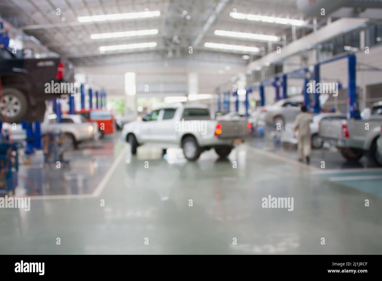 Repair service center hi-res stock photography and images - Alamy