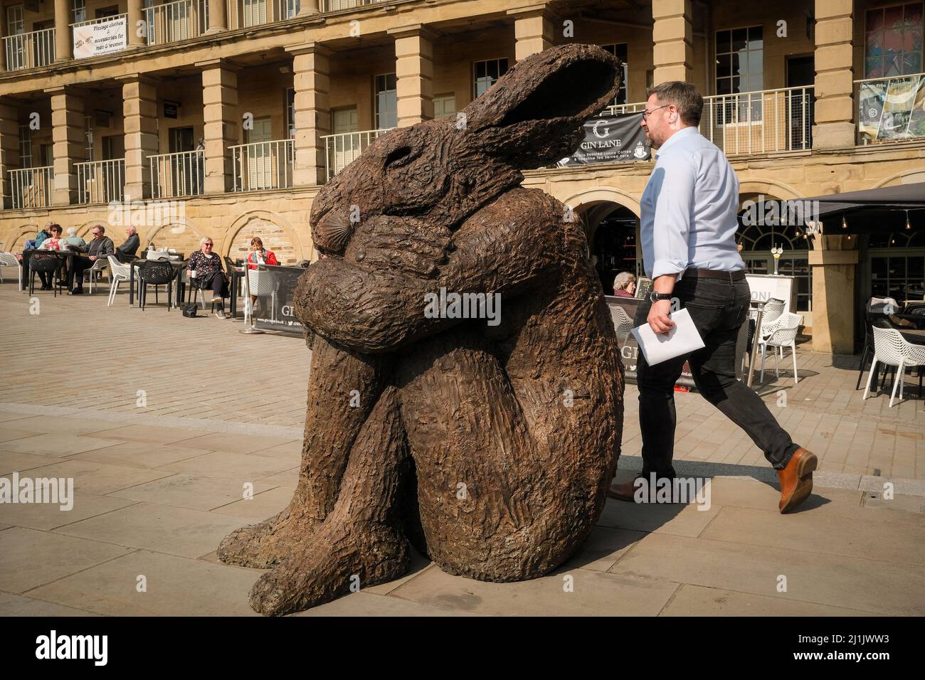Sophie Ryder Sculptures on display at The Piece Hall, Halifax, UK. Stock Photo